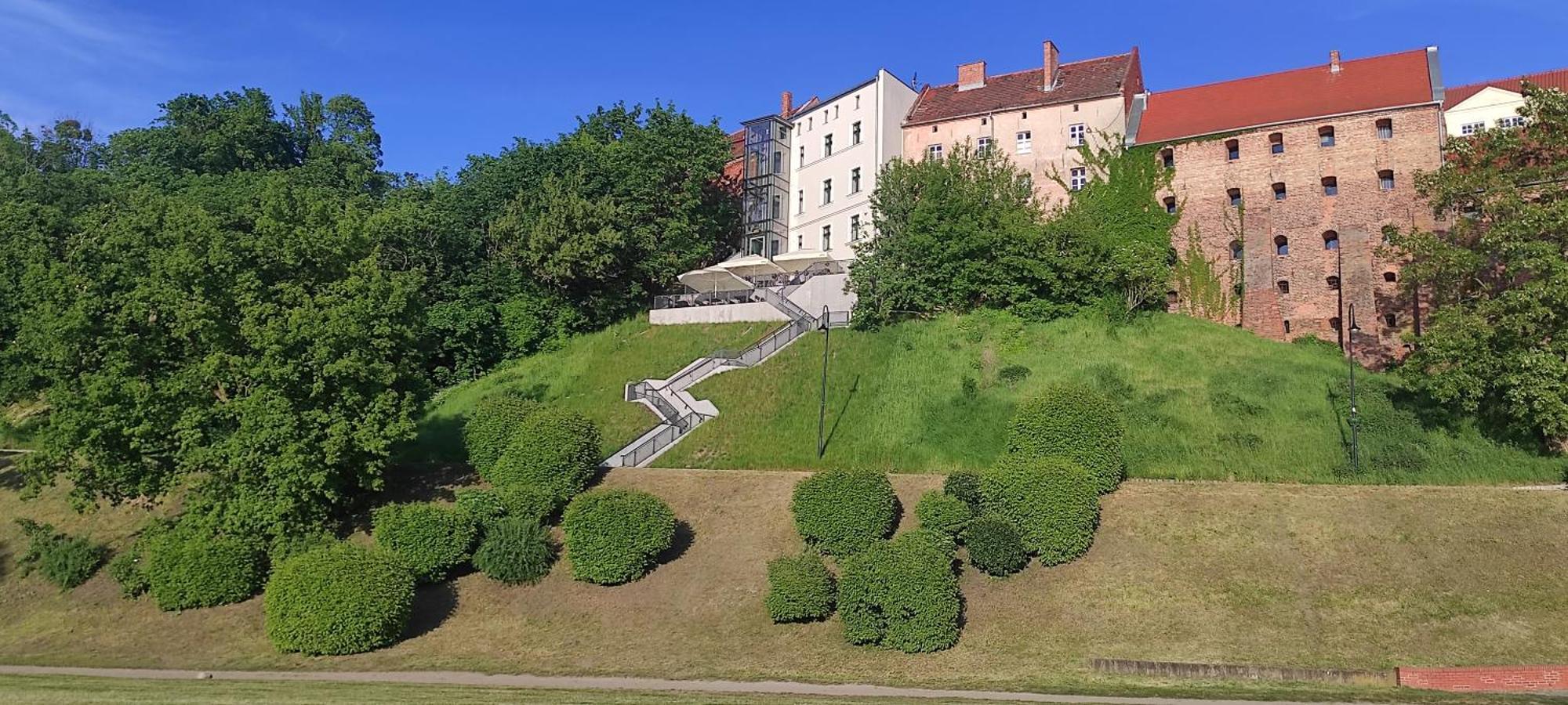 Grudziądz City Center Apartment 45M, 1 Bedroom And 1 Living Room With Kitchen Plus Bathroom, A Perfect Family Friendly Place Or For Home Office And A Longer Stay, A Proper Office Desk With Business Chair Provided, 100M From Market Square And Vistula River מראה חיצוני תמונה